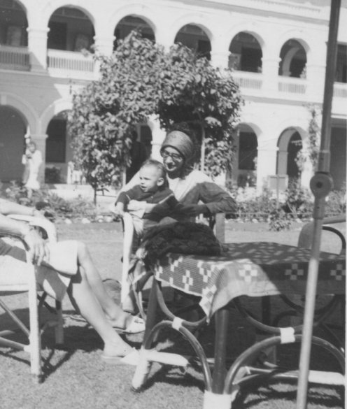 Tess with her son Sammy in Varanasi Dec 1973